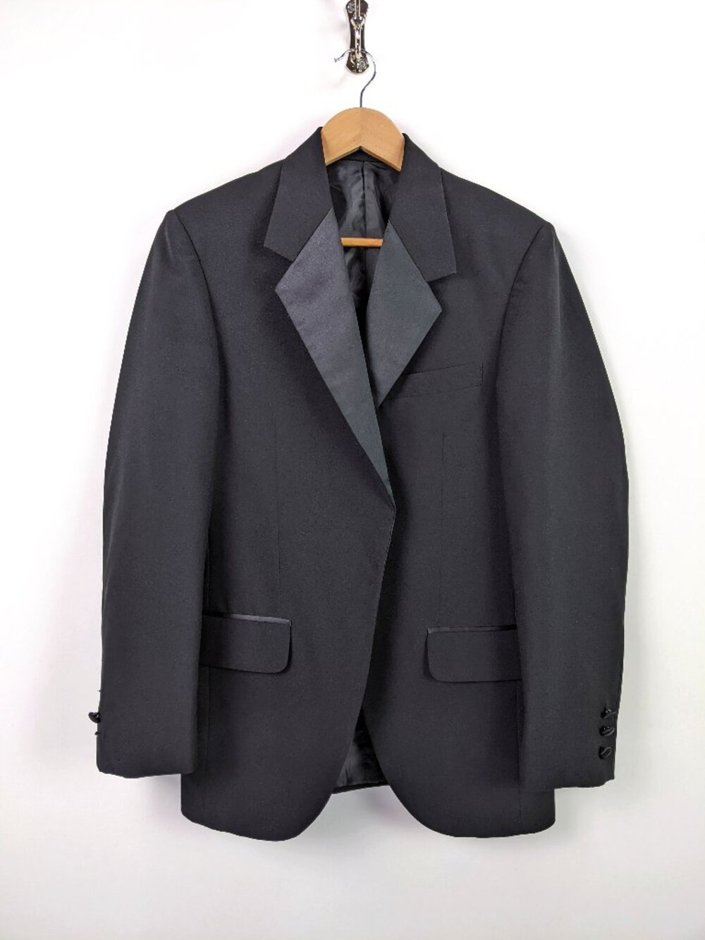 TUX WEAR Mens Classic Tuxedo Blazer Jacket Satin Peak Lapel Fully Lined Black 34